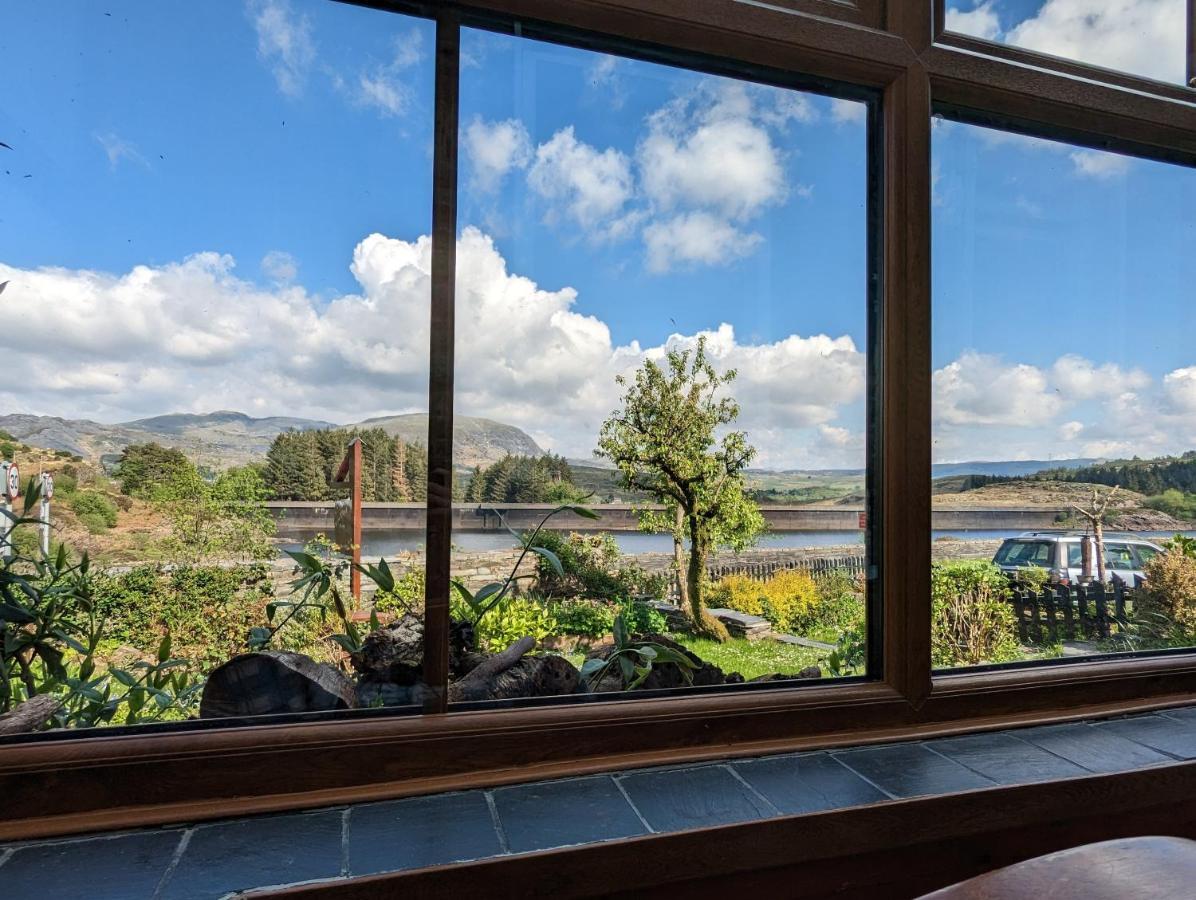 Bryn Elltyd Eco House Pensionat Blaenau Ffestiniog Eksteriør billede