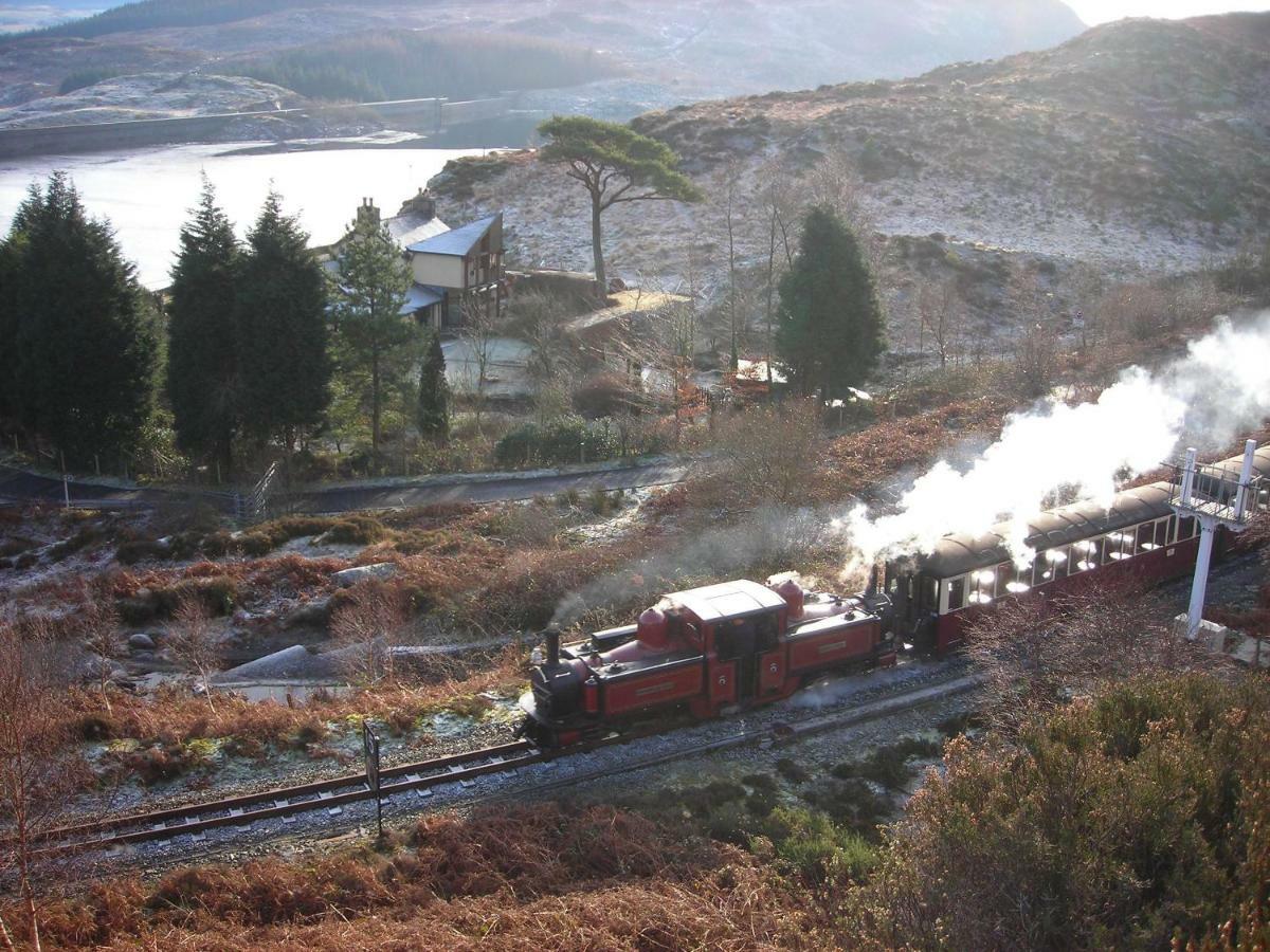 Bryn Elltyd Eco House Pensionat Blaenau Ffestiniog Eksteriør billede